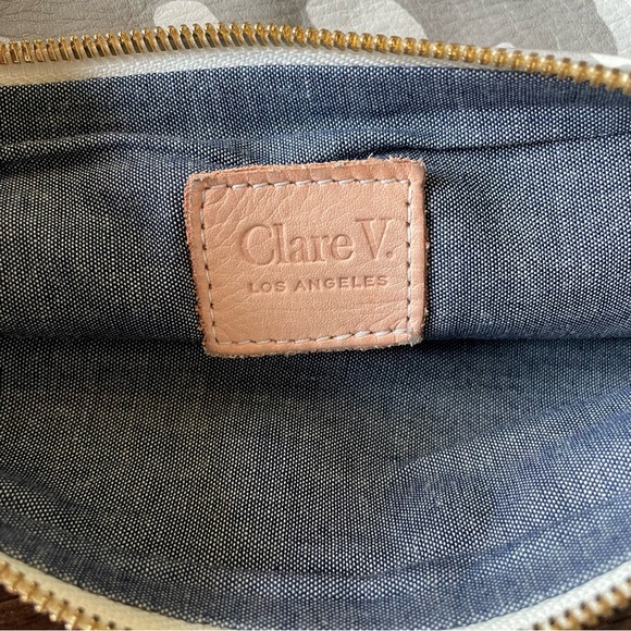 CLARE V. Grey and White Jaguar Clutch - Picture 6 of 6